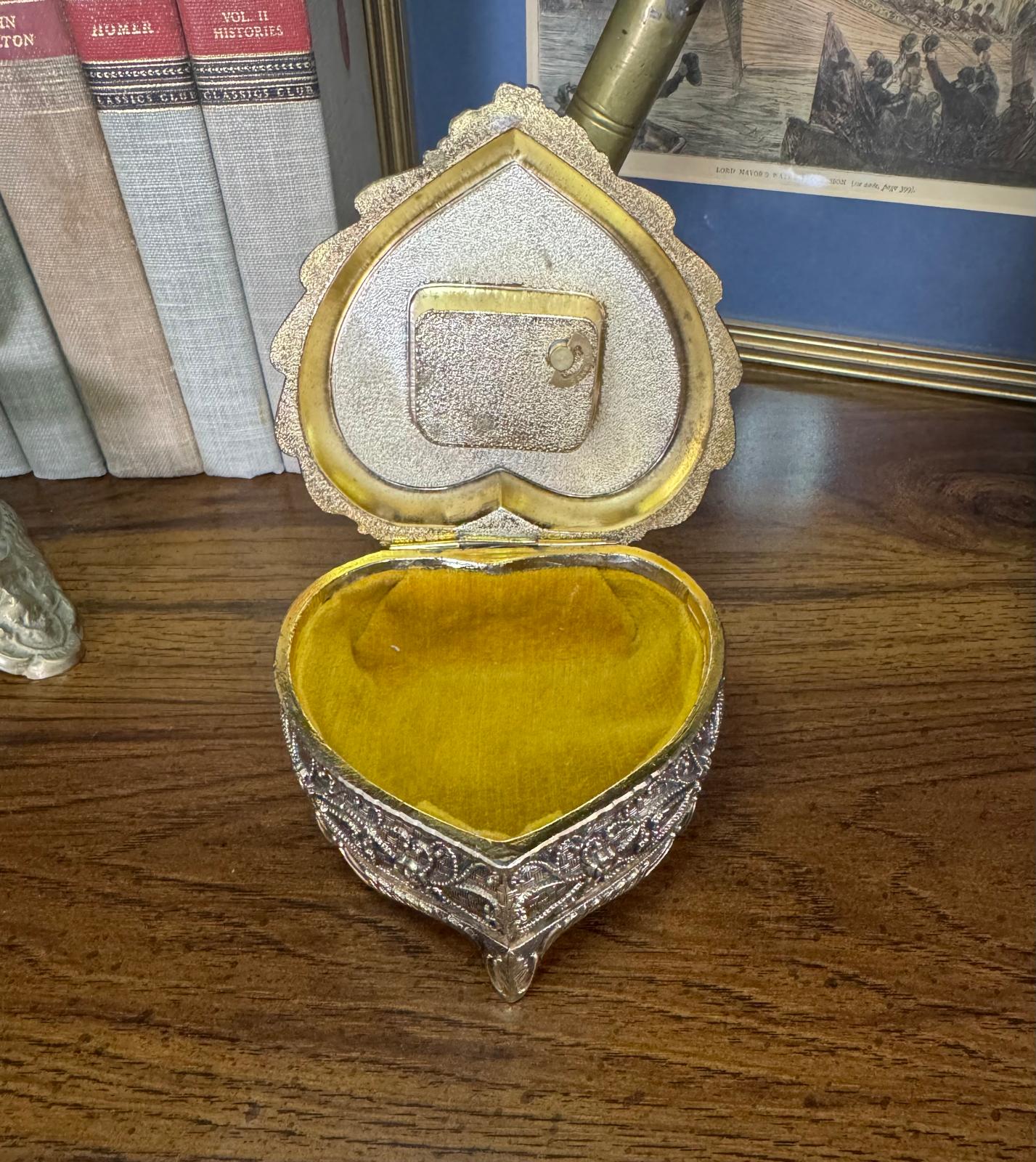 Vintage Heart - Shaped Silver Trinket Box | Ornate Jewelry & Keepsake Box - Workshop & Study