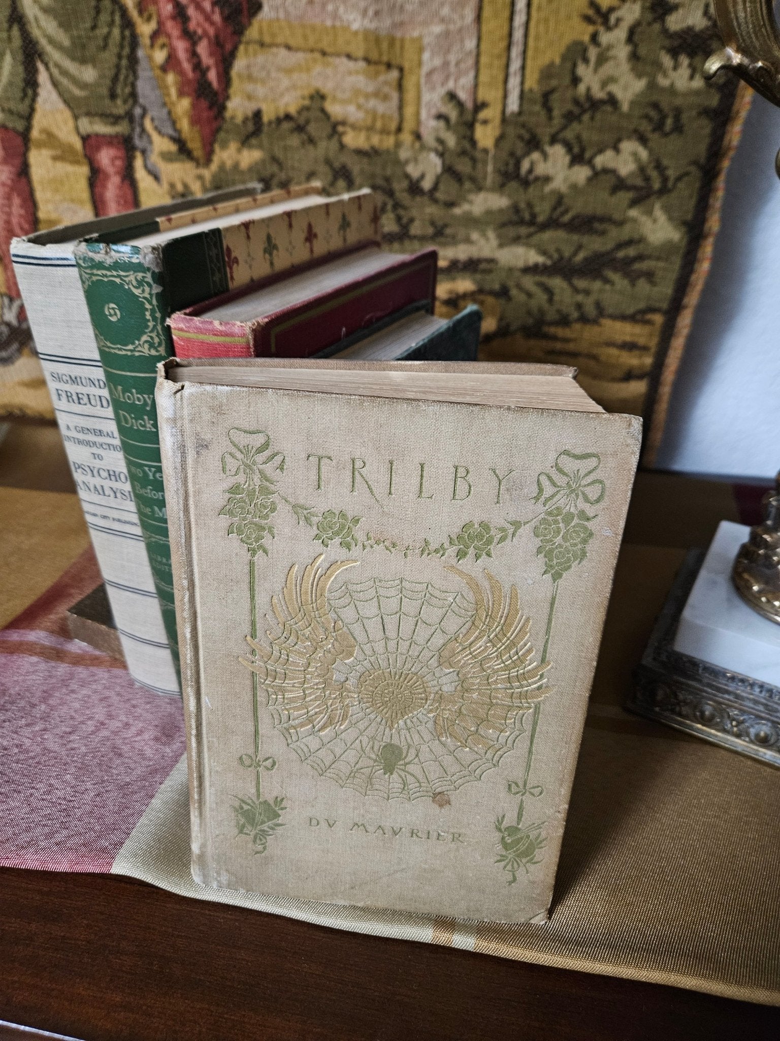 Antique 1894 Trilby by George du Maurier – Illustrated Art Nouveau Cloth Hardcover - Workshop & Study