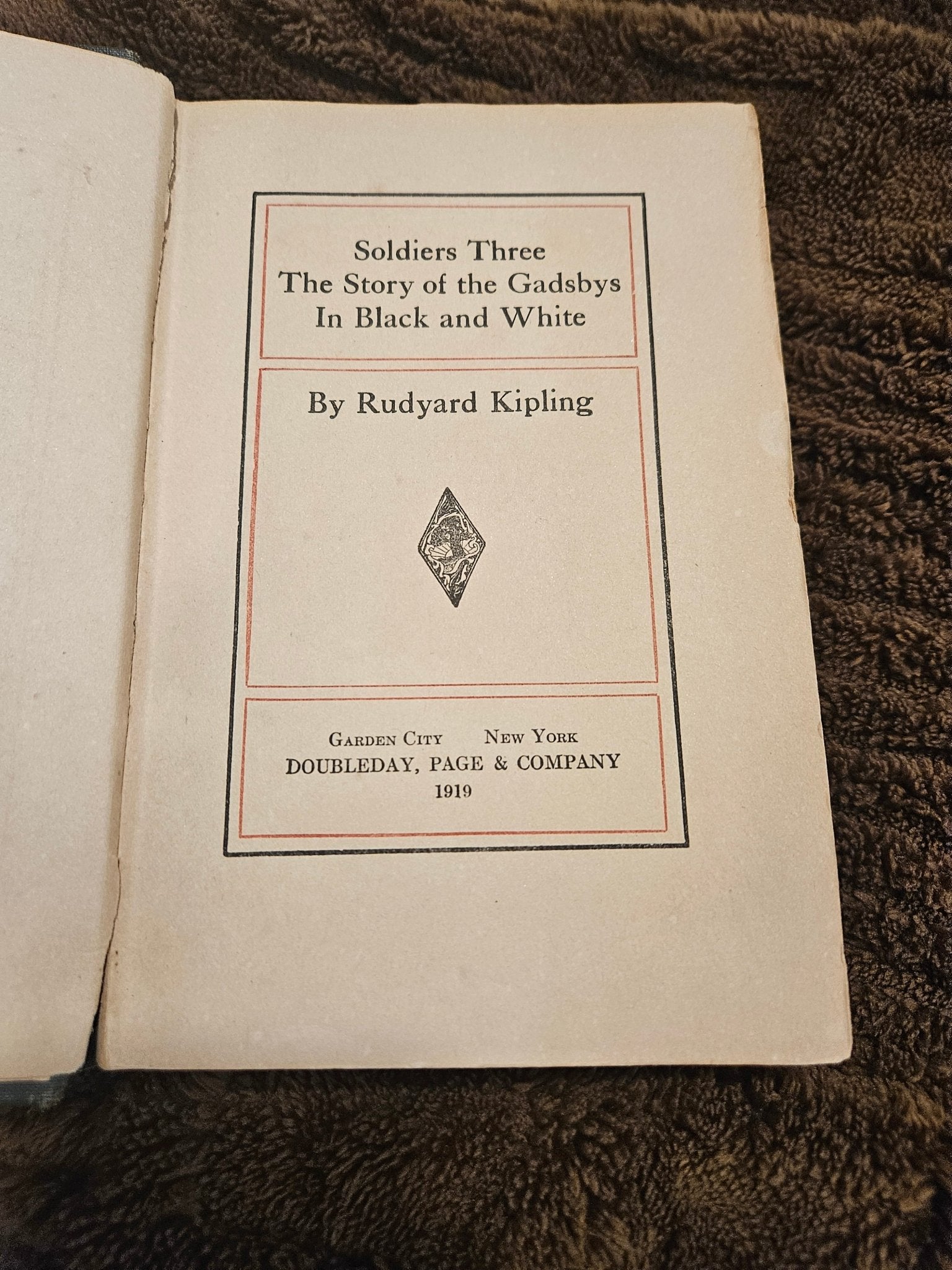 Antique 1919 Hardcover – Soldiers Three by Rudyard Kipling – Doubleday - Workshop & Study